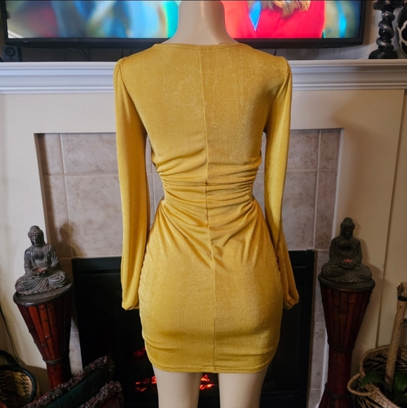 Slinky Mini Dress. Mustard. Size Medium. - Picture 3 of 7